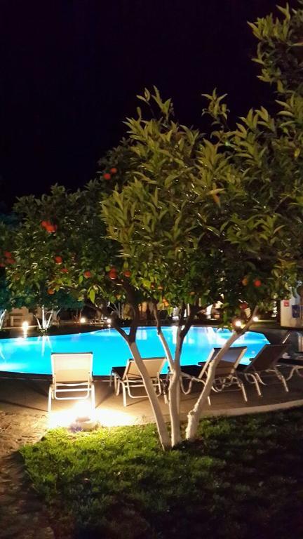 Meis Hotel Bitez Buitenkant foto